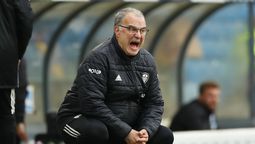 altText(Bomba: Marcelo Bielsa ve con buenos ojos dirigir a Uruguay)}