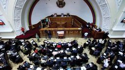 altText(Con el sociólogo Marco Teruggi: “En Venezuela estamos ante una guerra híbrida”)}