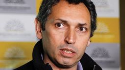 altText(Horas decisivas para el alcalde blanco Abt)}