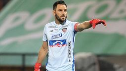 altText(Nacional define si sale al mercado a buscar un arquero)}