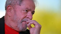 altText(Lula visitará a Cristina Kirchner en su prisión de Buenos Aires)}