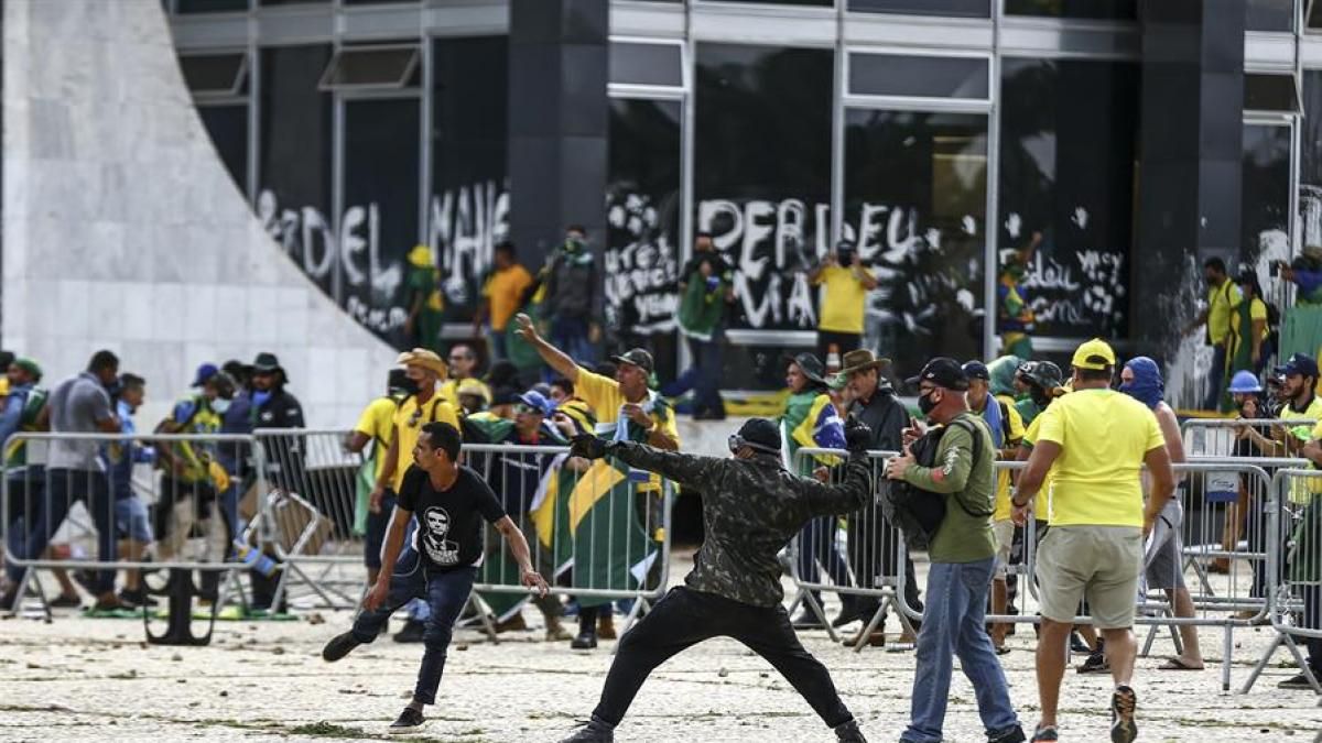 Los sucesos de Brasil son un recordatorio del peligro de la derecha.