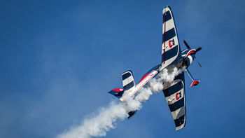 Muere un piloto de avión en choque aéreo en Guazuvirá