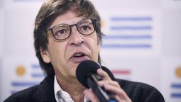 altText(Javier Miranda le explicó a Lacalle Pou el significado del Frente Amplio)}