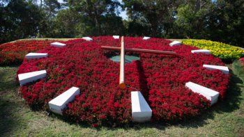 ¿Dónde está el reloj de flores más grande de Uruguay?