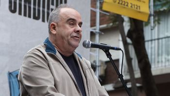 Joselo López criticó al ministro de Economía Gabriel Oddone por anunciar un ajuste.