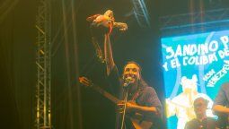 altText(Sandino Primera en Montevideo: un mensaje para sus hermanos venezolanos)}