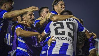 Daniel Núñez reveló lo que le dijo a sus jugadores previo al partido en Brasil.