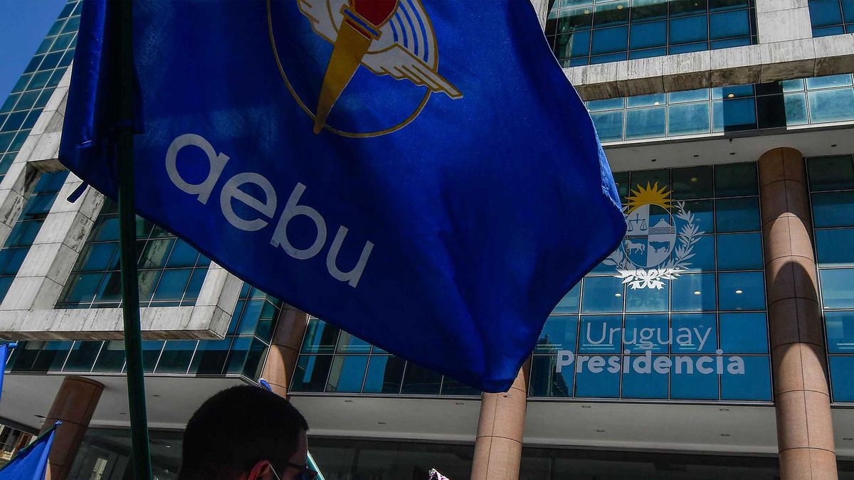 AEBU se declaró en conflicto.