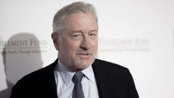 altText(Bomba es enviada a Robert de Niro)}