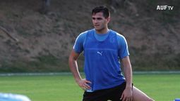 altText(Maxi Gómez fracturado no estará para el debut de las eliminatorias)}