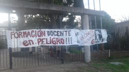 altText(Estudiantes ocuparon nuevamente instituto de formación docente en Solymar)}