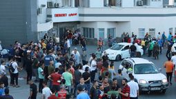 altText(El orden social comienza a desmoronarse en Gaza)}