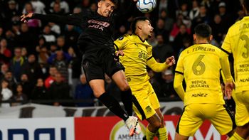 Peñarol empató con Platense y complicó su clasificación en la Libertadores