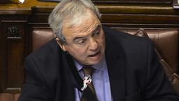 altText(Heber: “El acuerdo con Katoen Natie es excelente y beneficioso para el país”)}