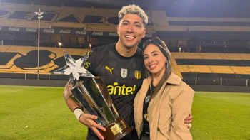 Brian Cortés y su esposa en el Campeón del Siglo.