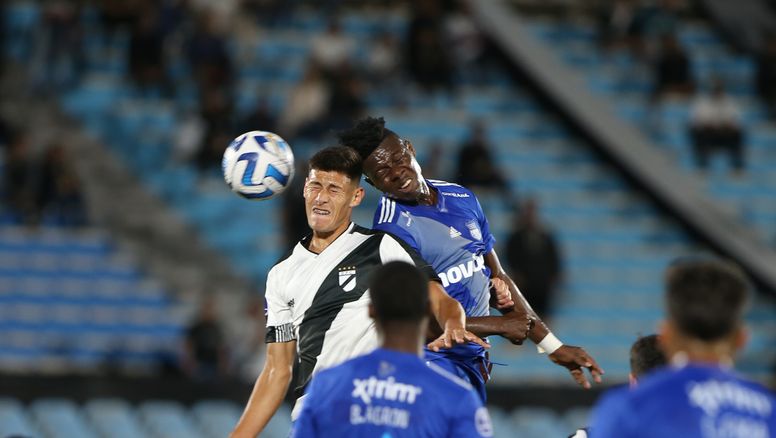 Claro triunfo de Danubio sobre Emelec por la Sudamericana