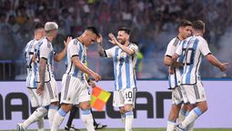 altText(Con tres goles de Messi, Argentina goleó 7 a 0 a Curazao)}