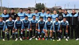 altText(Uruguay sub 20 debutó ganando en Catar)}