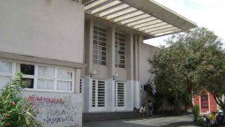 altText(Otra amenaza de ataque mortal obligó al cierre del liceo 1 de San Carlos)}