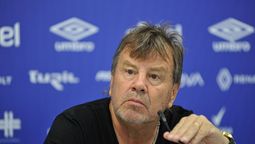 altText(Ricardo Zielinski fue anunciado técnico de Independiente)}