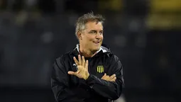 altText(Peñarol acelera la llegada del media punta que quiere Aguirre)}