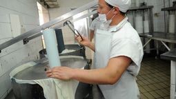 altText(Sin acuerdo en la industria láctea )}