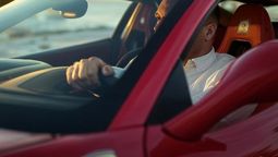 altText(Arrancar la Ferrari)}