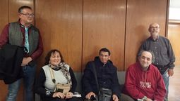 altText(Comisión Pase Libre para personas con discapacidad expuso su reclamo al Parlamento)}