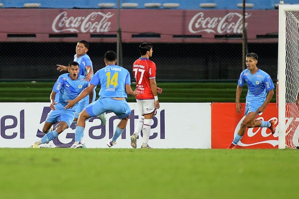 Torque festeja el gol ante Nacional