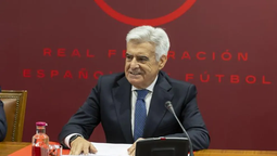 altText(Insólito: Federación Española de Fútbol nombra a imputado por corrupción como su nuevo jefe)}