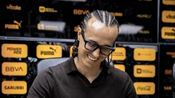 Laxalt fue oficializado en Peñarol.