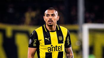 Emanuel Gularte volvería a la titularidad en Peñarol.
