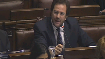 Cardoso en la «mira» del Frente Amplio