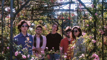 Las Pantuflas Cósmicas presenta su primer disco.