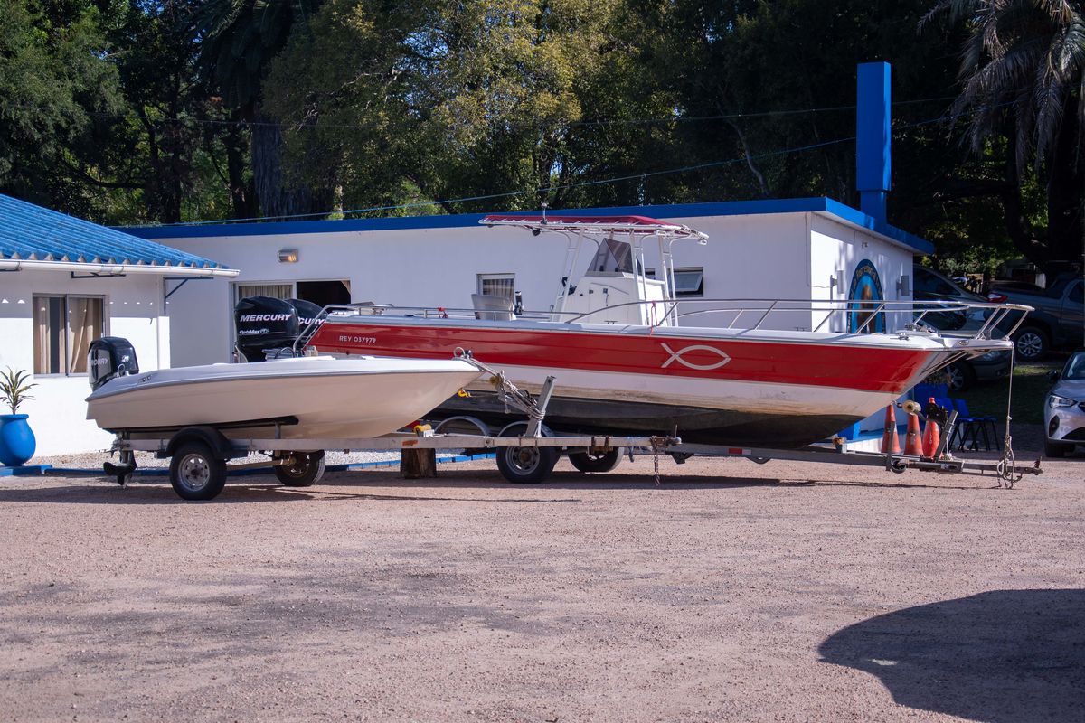 Lanchas rápidas decomisadas en Pajas Blancas.
