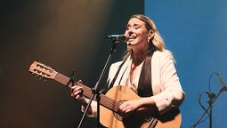 altText(Premios Graffiti 2025: Florencia Núñez y Eté & Los Problems fueron los grandes ganadores)}