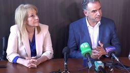 altText(Orsi viajará al exterior y Cosse asumirá la Presidencia)}