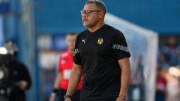 altText(Peñarol cesó al técnico Darío Rodríguez)}