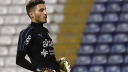 altText(Al final sólo se citó al arquero Gastón Olveira)}