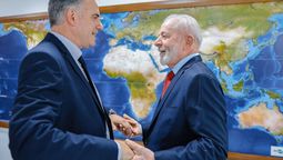 altText(Las claves de la reunión de Orsi con Lula, Petro, Boric y Sánchez para frenar a la ultraderecha)}