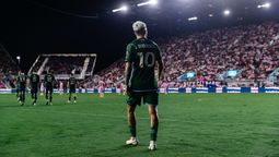 altText(Impresionante gol de Santiago Rodríguez que fue nominado al mejor de la fecha)}