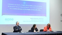 altText(UTU e Industria lanzan centros para que proyectos estudiantiles no queden archivados)}