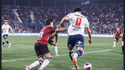 altText(Batacazo bohemio: Wanderers derrotó 2 a 1 a Nacional en el Gran Parque Central)}