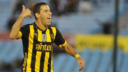 altText(El «Cebolla» y el «Lolo» siguen diferenciados, Maxi Rodríguez sería titular)}