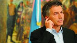 altText(Tarde y mal: Argentina fija el dólar y congela precios)}