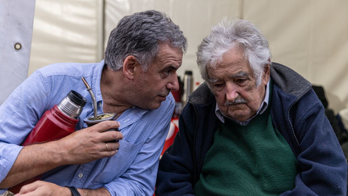 Orsi se reúne con Mujicla en la chacra de Rincón del Cerro.