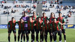 altText(Histórico descenso de Rampla Juniors amateurismo: Central y Atenas pelean el ascenso)}