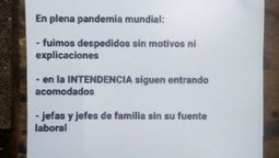 altText(Olla popular frente a intendencia de Rio Negro en protesta por ceses de contratos laborales)}