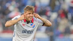 altText(Recoba partió rumbo a España: 